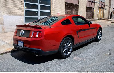 2011_ford_mustang2.jc.jpg